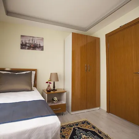 Apartment Golden Saray *