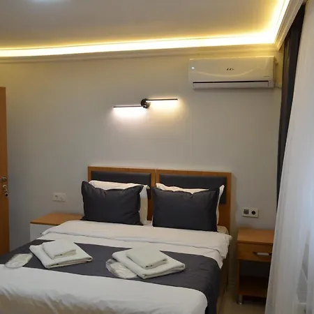 Golden Saray Apartament *